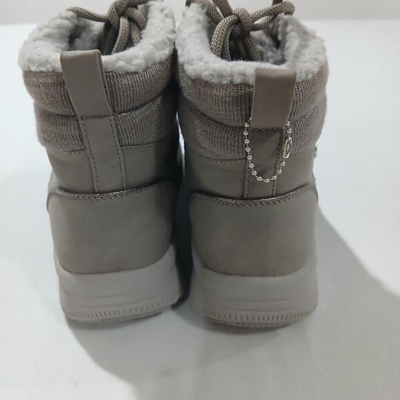 Skechers Martha Stewart Boots Womens Size 9 Taupe Fur Lined Hiking SN 188013 - Picture 6 of 11
